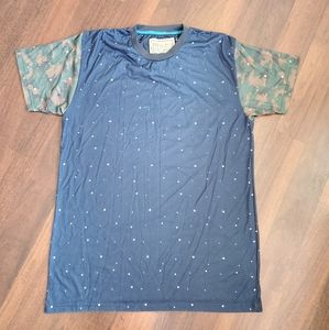 Entree Lifestyle T-Shirt